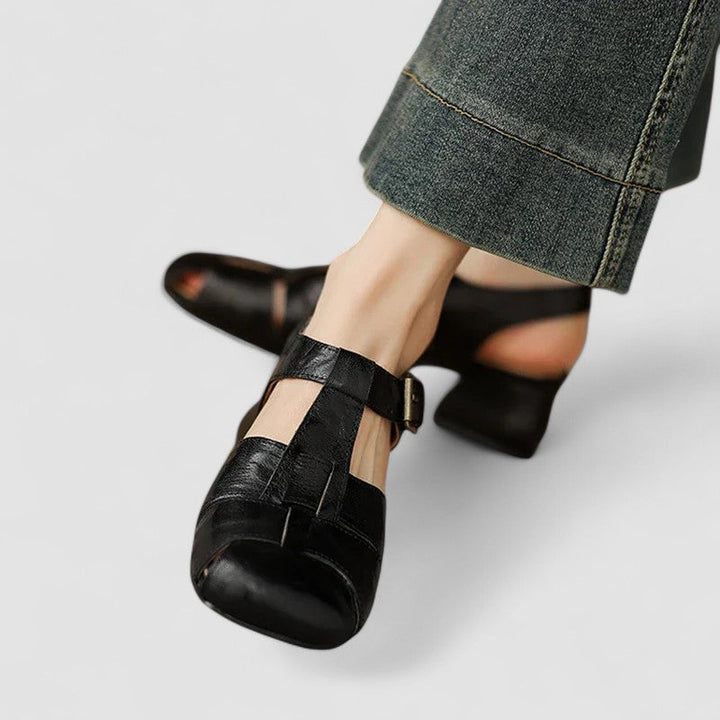 Duttini | Supportive Closed Toe with a Comfort Fit