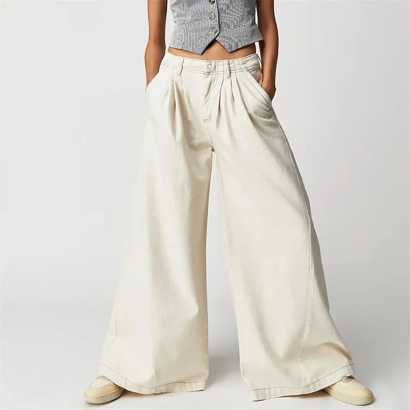 Duttini | Pleated Wide-Leg Jeans