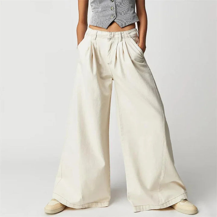 Duttini | Pleated Wide-Leg Jeans for Women in Denim Blue