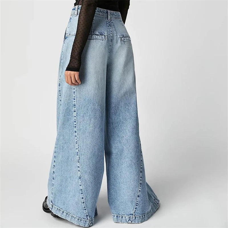 Duttini | Pleated Wide-Leg Jeans for Women in Denim Blue