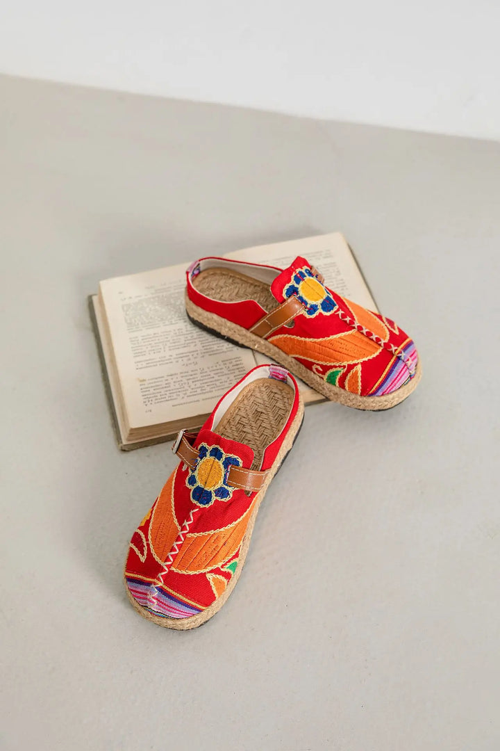 Duttini | Woven Slip-Ons