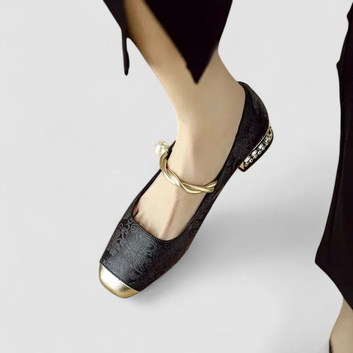 Duttini | Lightweight Metallic Accents with a Comfort Fit