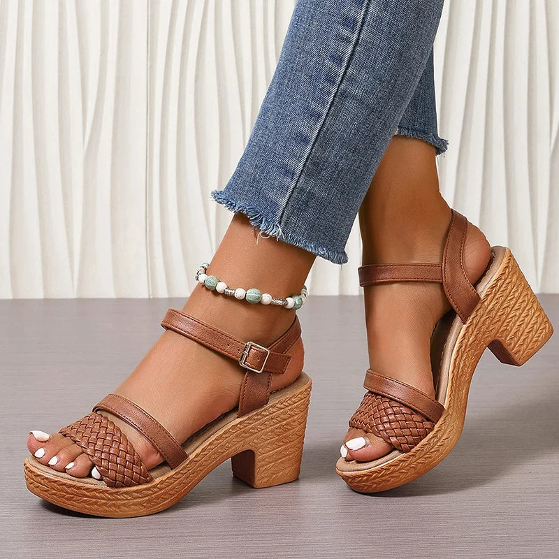 Duttini | Soft-Step Braided Strap Block Heel Style