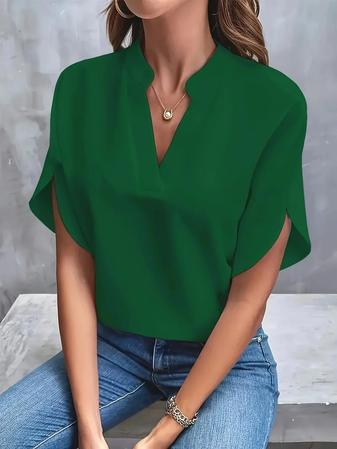 Duttini | Sophisticated Blouse With Tailored Design in a Flattering Cut