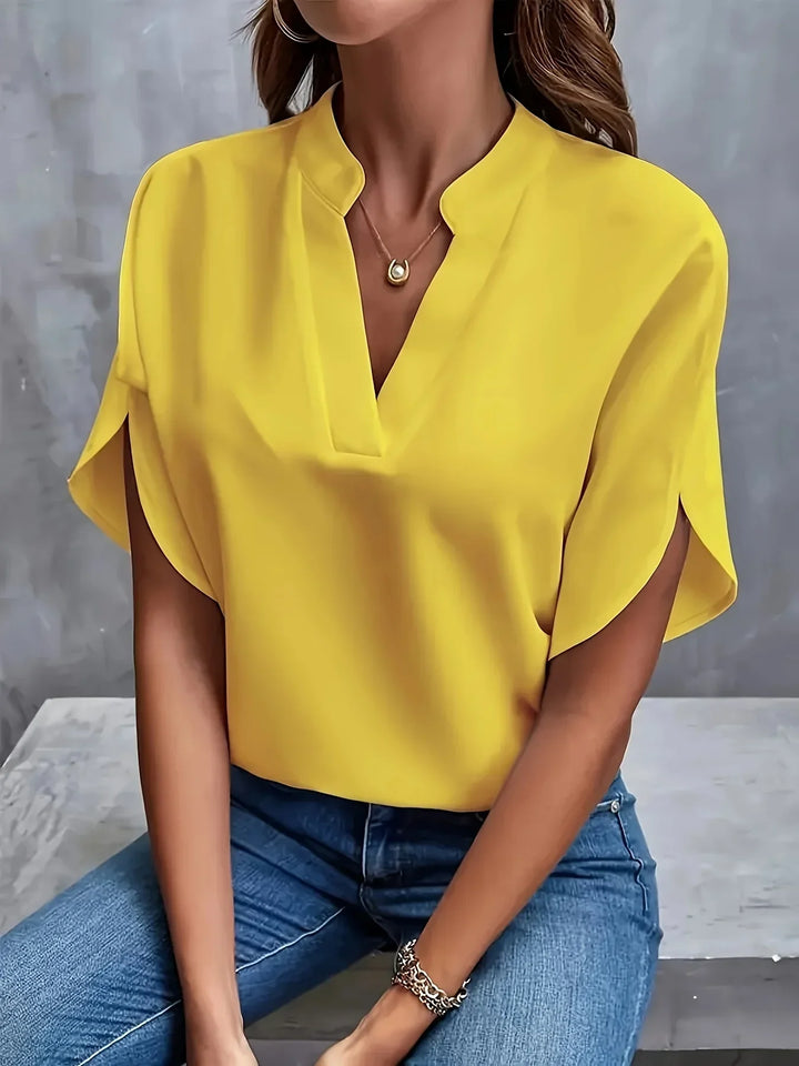 Duttini | Sophisticated Blouse With Tailored Design in a Flattering Cut