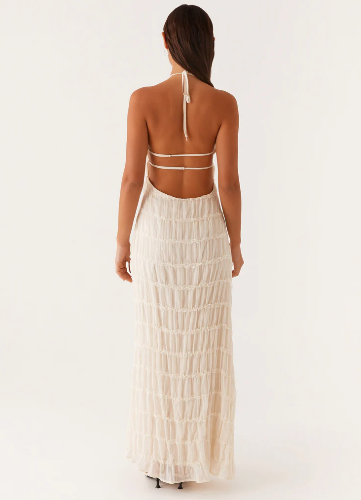 Duttini | Elegant Halter Maxi Dress with a Timeless Finish