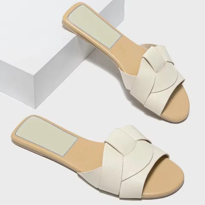 Duttini | Flat Buckle Sandals