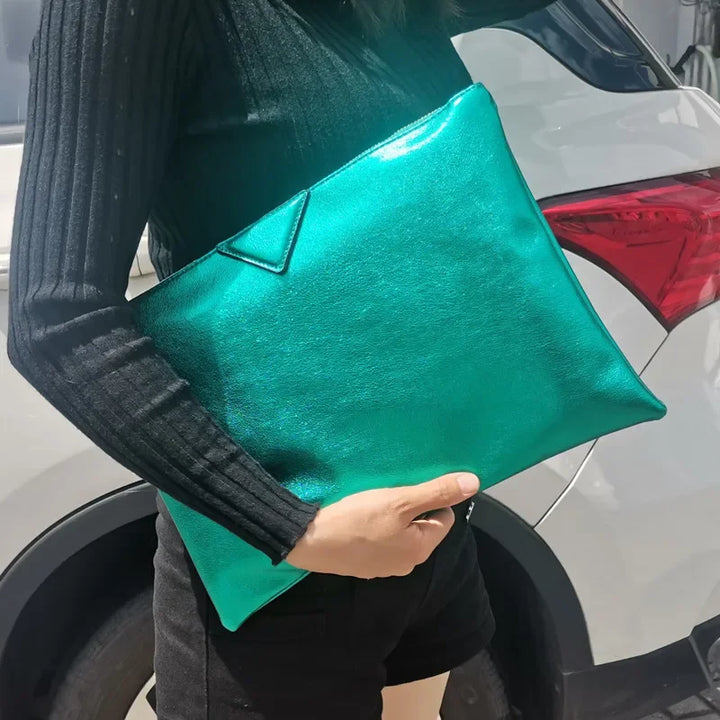 Duttini | Clutch
