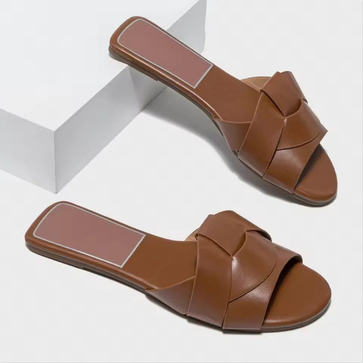 Duttini | Flat Buckle Sandals