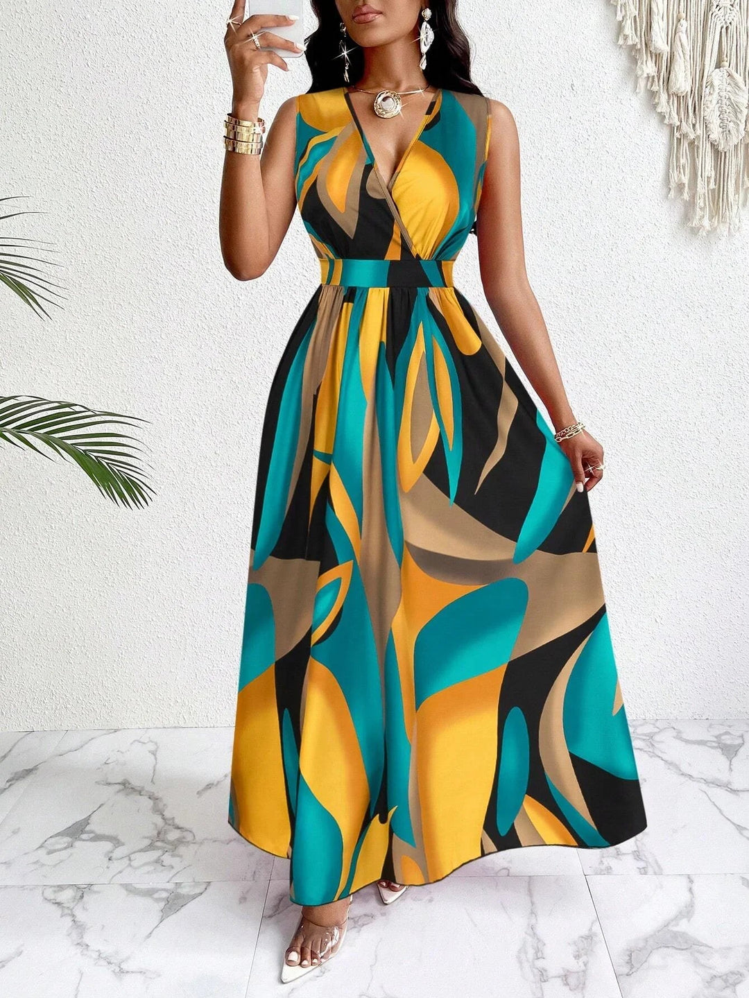 Duttini | Sculpted V-Neck Sleeveless Abstract Print Maxi Dress