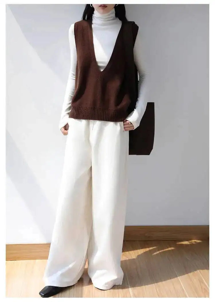 Duttini | Deep-V Wool Vest