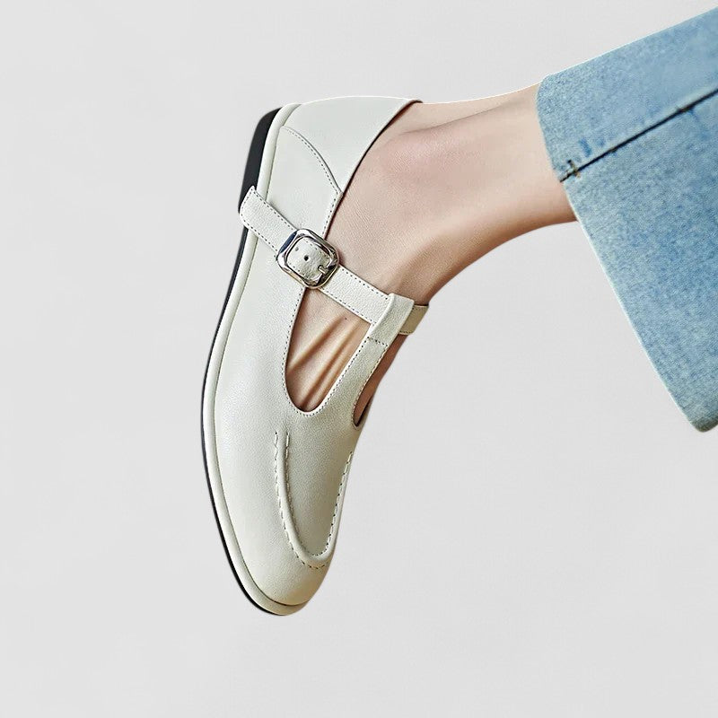 Duttini | Supportive T-Strap for Walking in Comfort