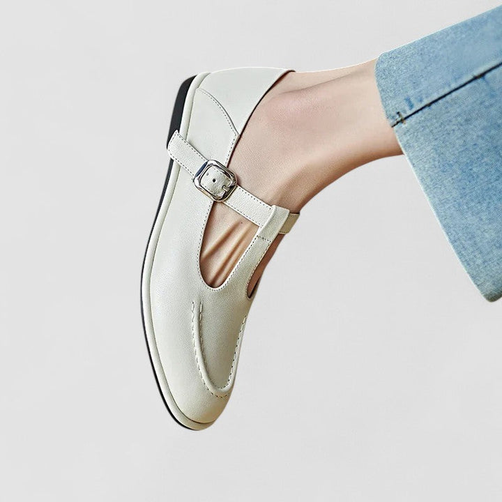 Duttini | Supportive T-Strap for Walking in Comfort