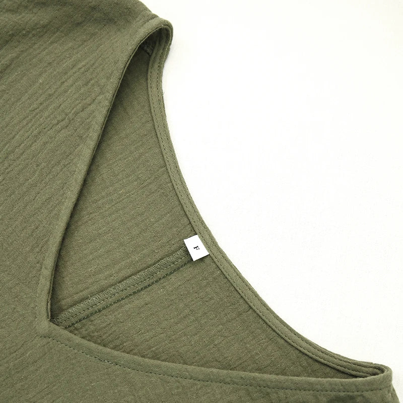 Duttini | V-Neck Crop Tee for Women in Gauze Fabric