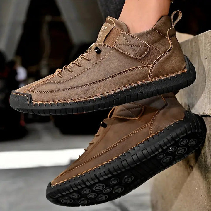 Duttini | Soft-Step Low Cut Lace-Up Design for Walking in Comfort