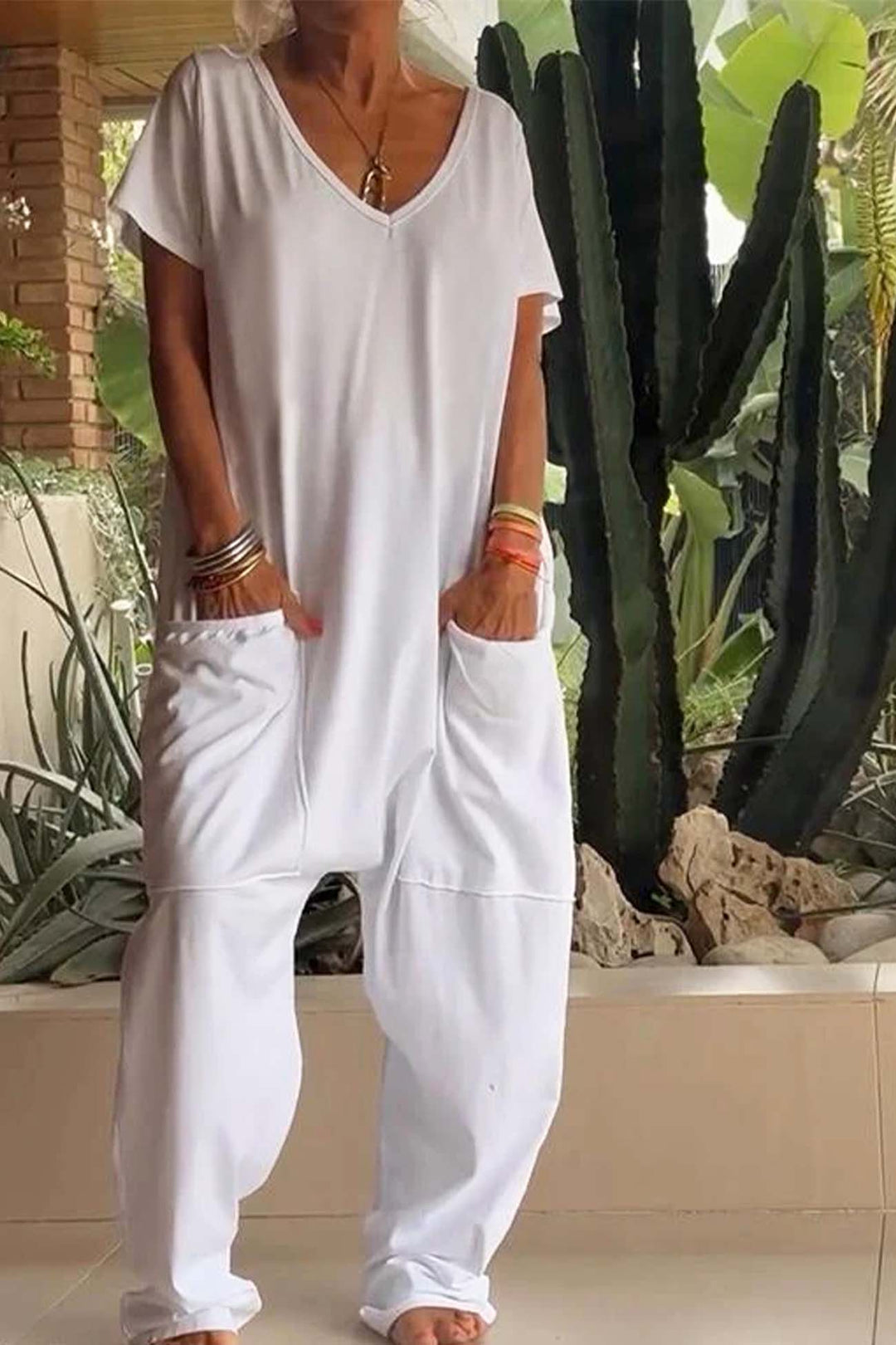 Duttini | Effortless V-Neck Short Sleeve Loose Jumpsuit With Pockets