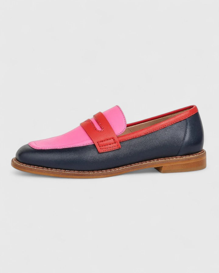 Duttini | Soft-Step Penny Strap Closed Toe for All-Day Comfort