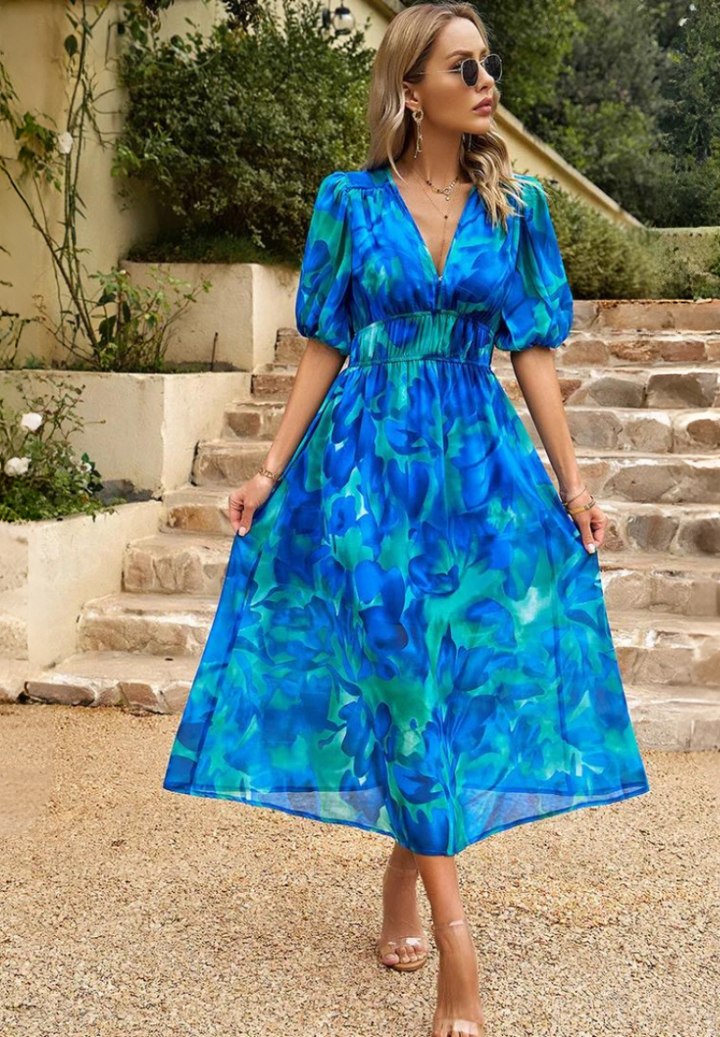Duttini | Elegant Floral Dress with a Timeless Finish