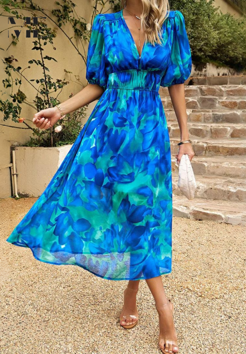 Duttini | Elegant Floral Dress with a Timeless Finish
