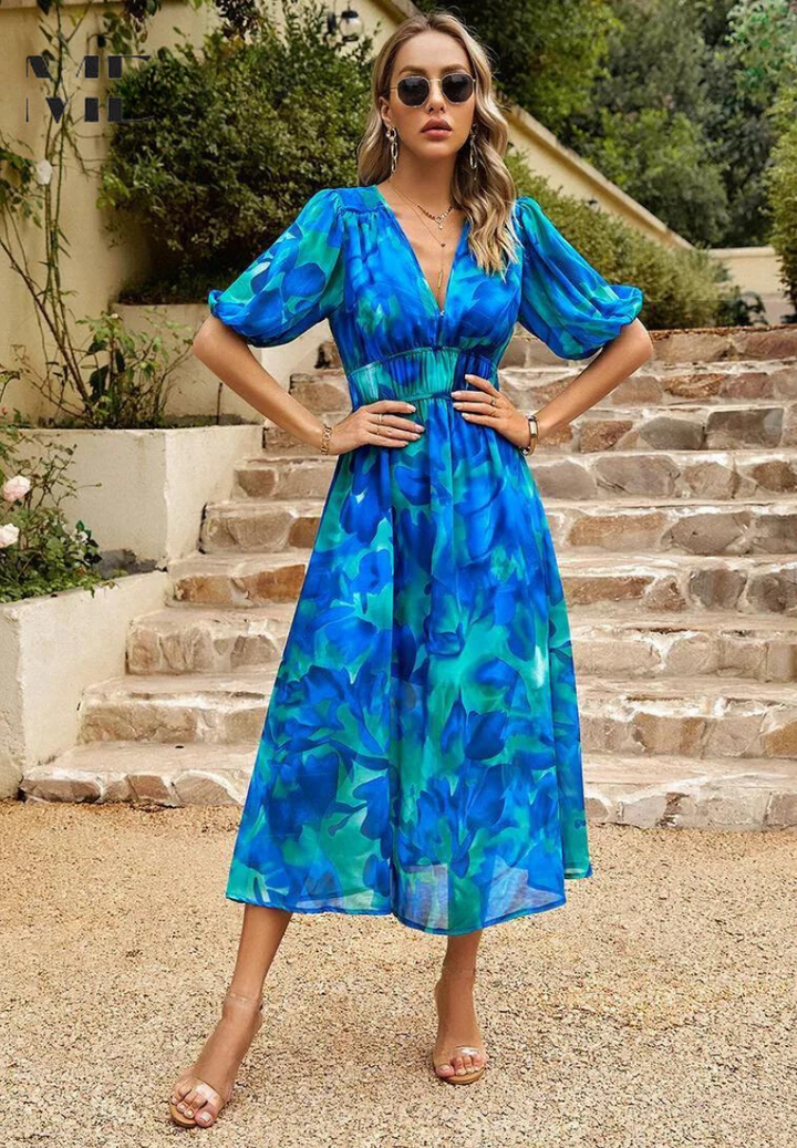 Duttini | Elegant Floral Dress with a Timeless Finish