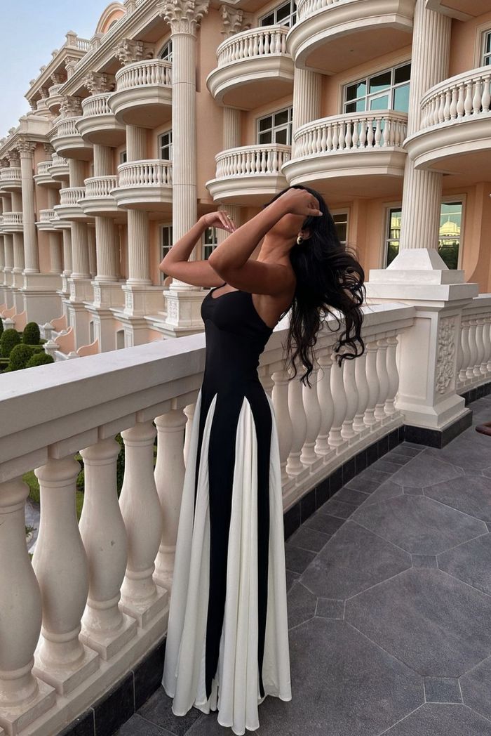 Duttini | Refined Wedding Guest Lace Maxi Dress for Every Occasion