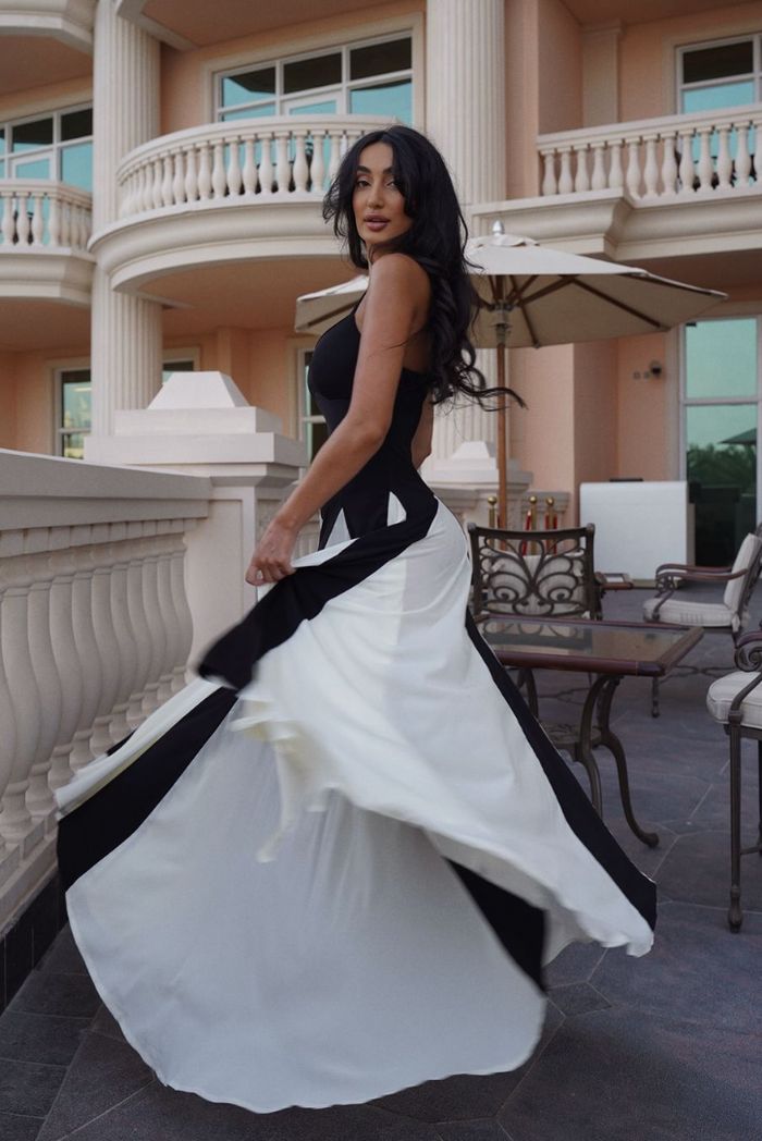 Duttini | Refined Wedding Guest Lace Maxi Dress for Every Occasion