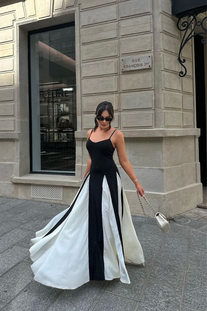 Duttini | Refined Wedding Guest Lace Maxi Dress for Every Occasion