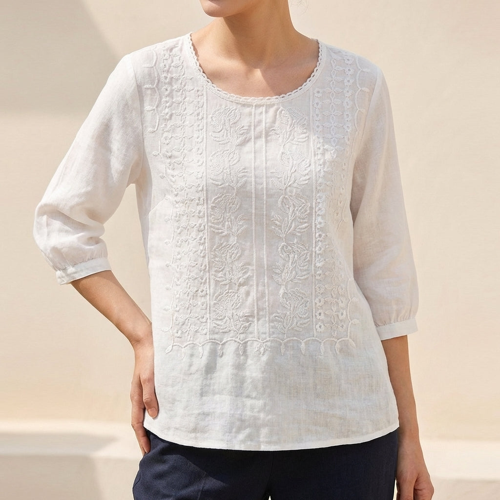 Duttini | Chic Relaxed Embroidered Blouse With Lace Trim And Pintuck Detail