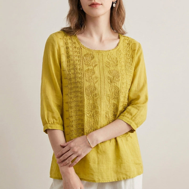 Duttini | Refined Adeline Prestige Relaxed Viscose Blouse With Embroidered Accents