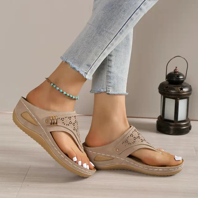 Duttini | Orthopedic Laser-Cut Arch Support Thong Wedge Sandals