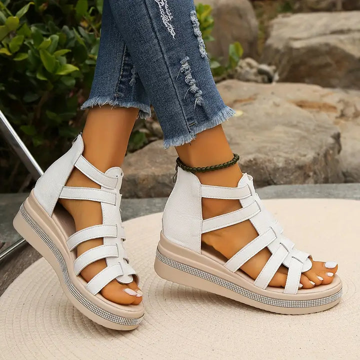 Duttini | Lightweight Multi-Strap Platform Design with a Comfort Fit