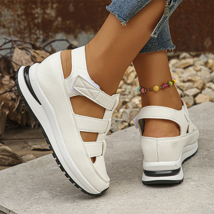 Duttini | Premium Closed Toe Strap Design with Cushioned Support