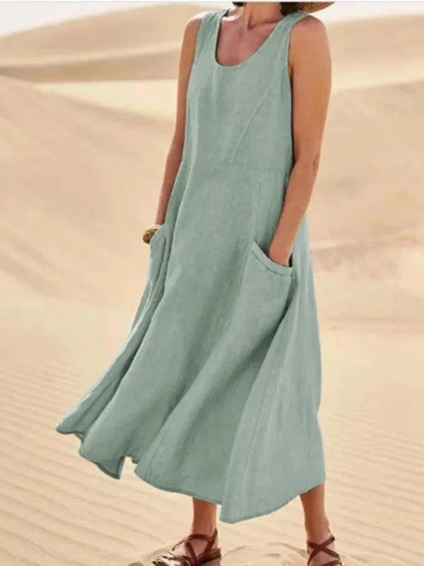 Duttini | Refined Everyday Dress in a Flattering Cut