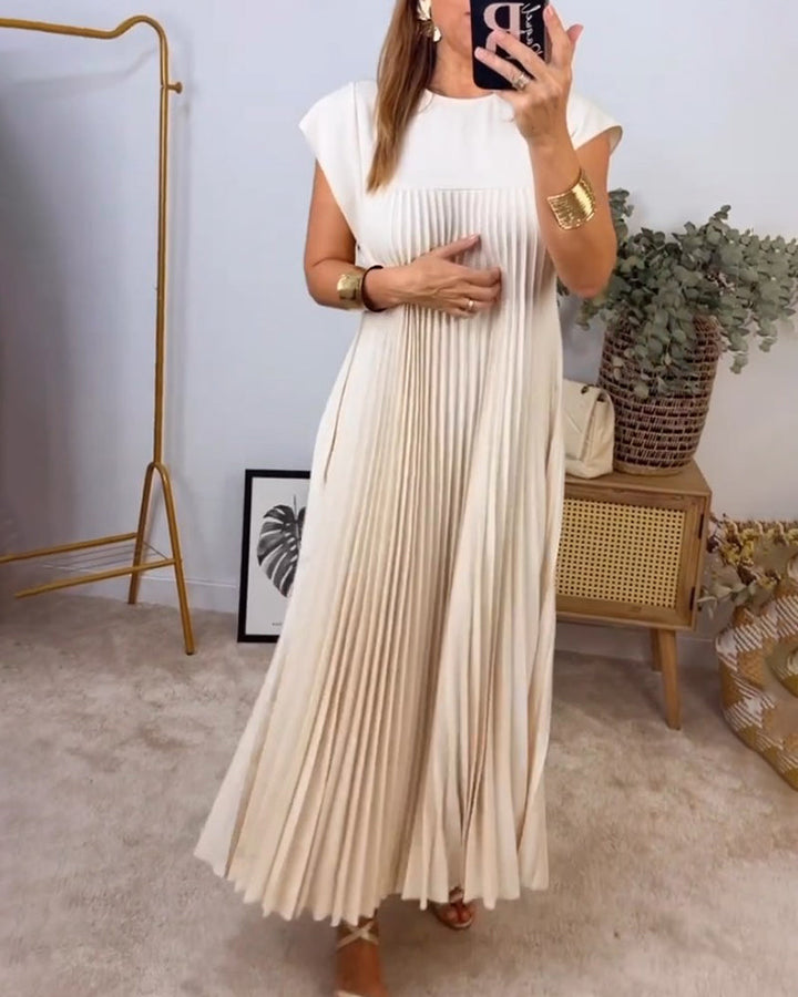 Duttini | Chic Flowy Pleated Maxi Dress Cocktail Made to Turn Heads