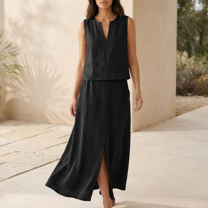 Duttini | Feminine Relaxed Sleeveless Notched V-Neck Top With Flowing Maxi Skirt Set