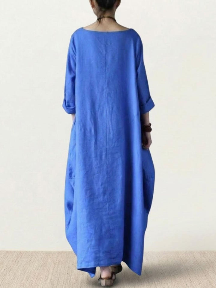 Duttini | Feminine Oversized Boho Maxi Dress With 3/4 Sleeves