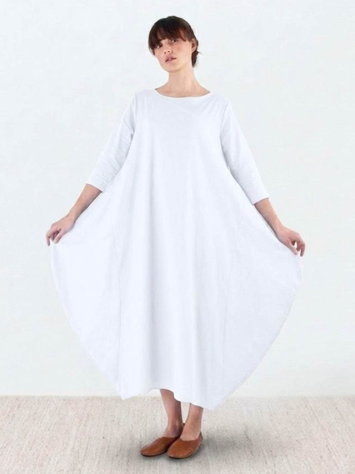 Duttini | Feminine Oversized Boho Maxi Dress With 3/4 Sleeves
