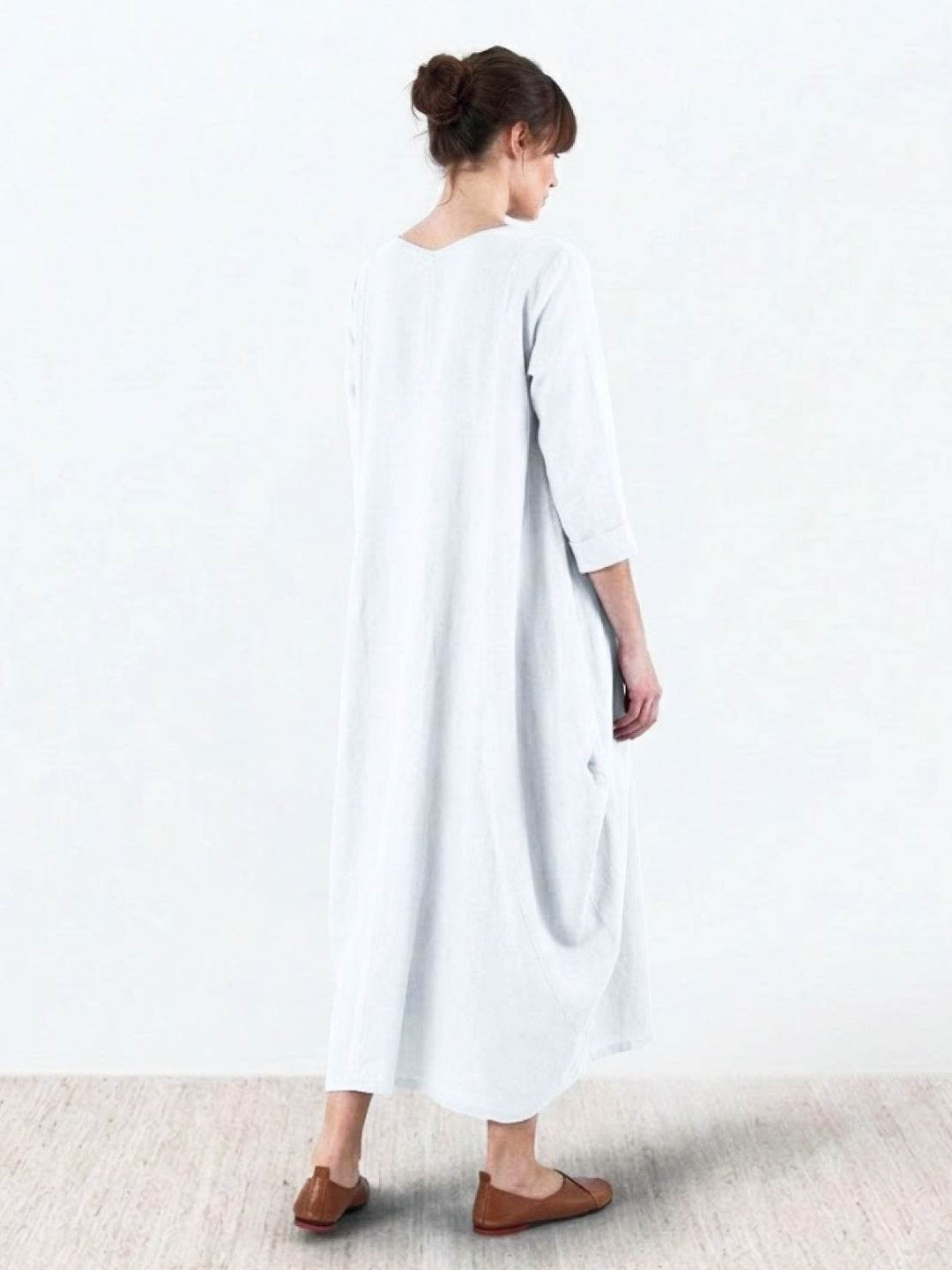 Duttini | Feminine Oversized Boho Maxi Dress With 3/4 Sleeves