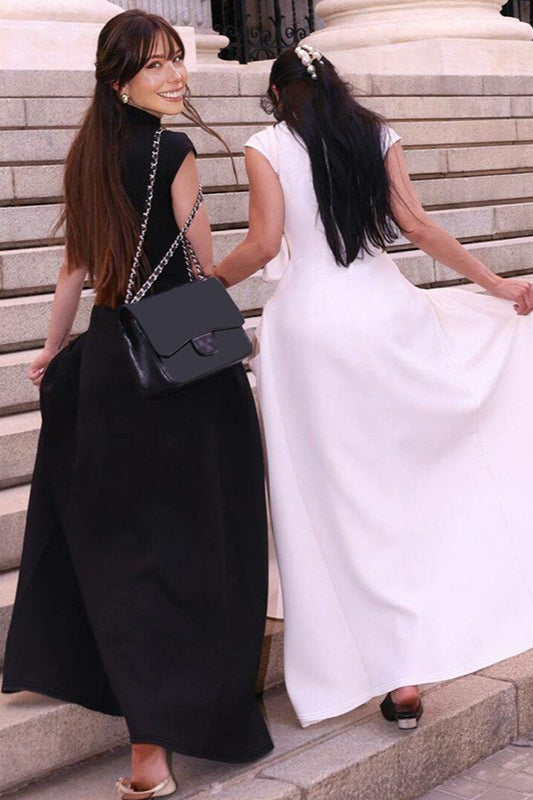 Duttini | Solid Sleeveless Ruched Waist Dress
