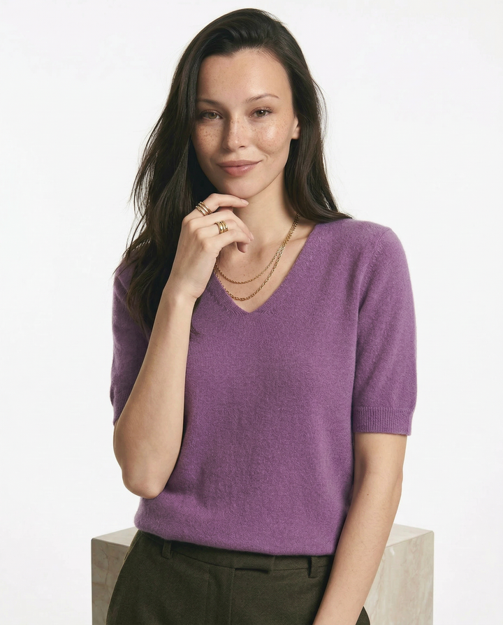 Duttini | V-Neck Knit Top for Women in Soft Fabric