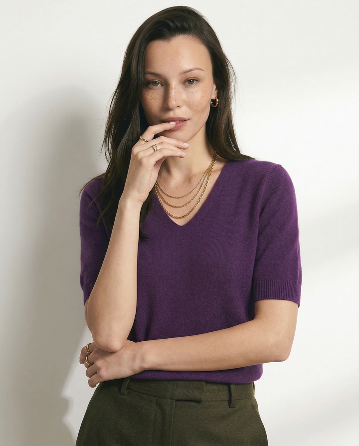 Duttini | V-Neck Knit Top for Women in Soft Fabric