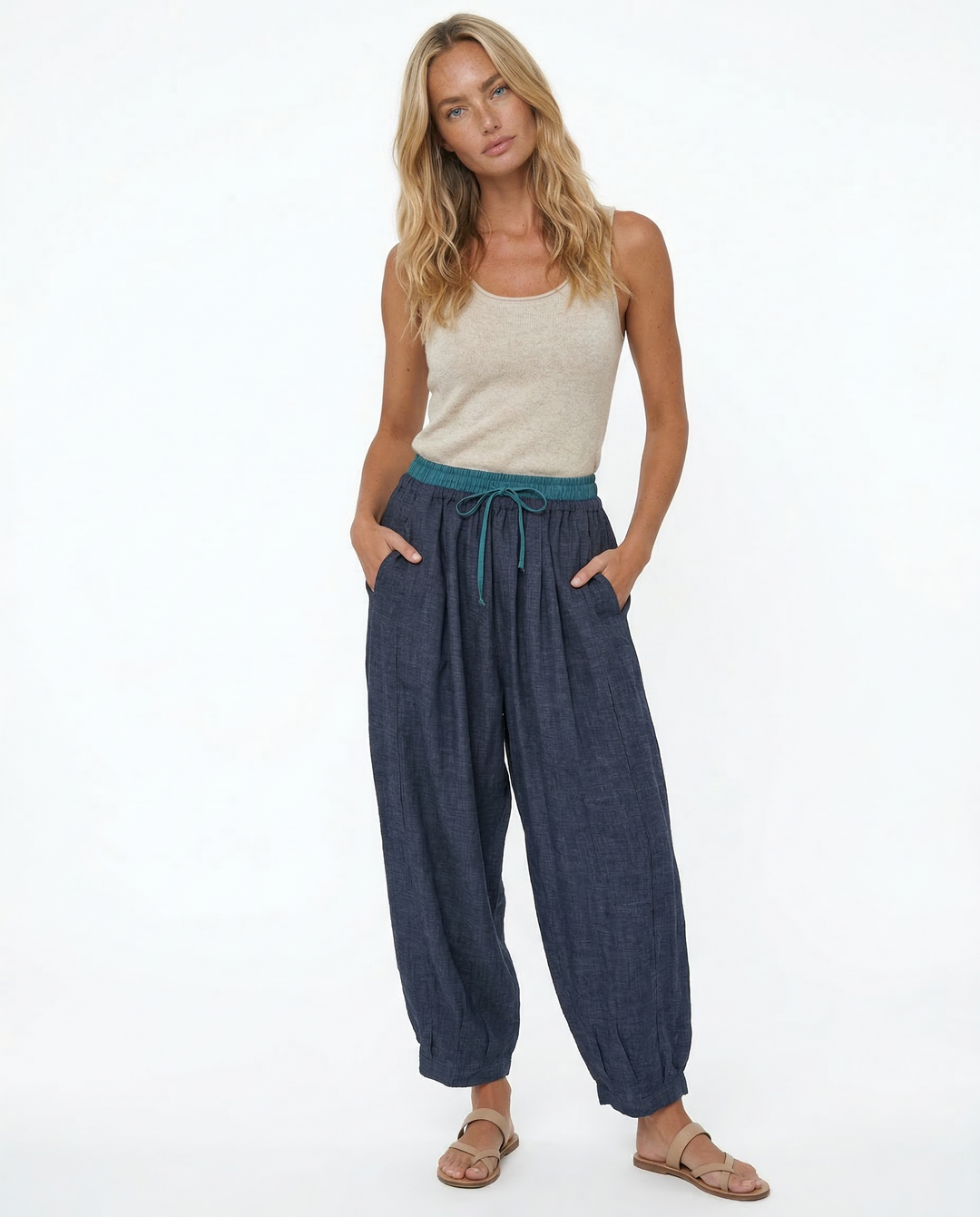 Duttini | Linen Trousers for Women in Classic Fit, Beige