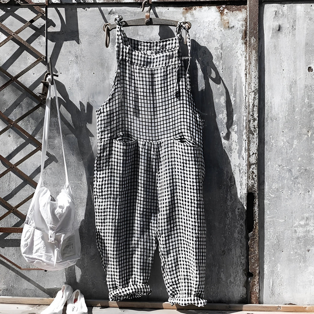 Duttini | Modern Striped Bib Overalls With Pockets Made to Turn Heads
