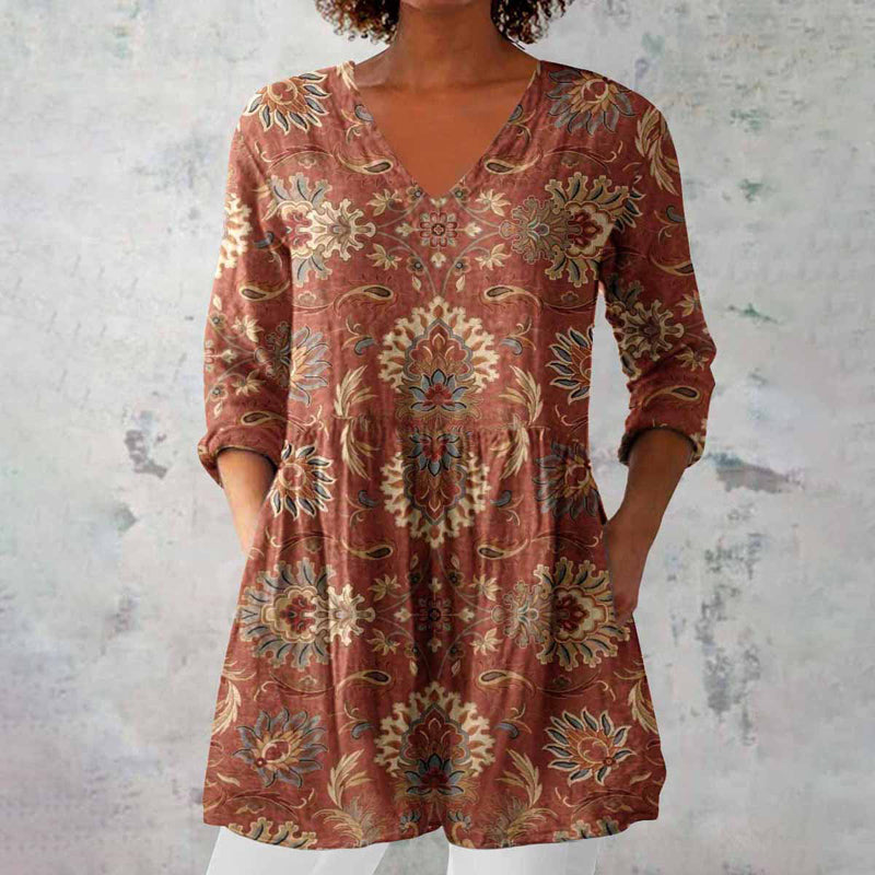 Duttini | Chic V-Neck 3/4 Sleeve Printed Tunic with Graceful Drape