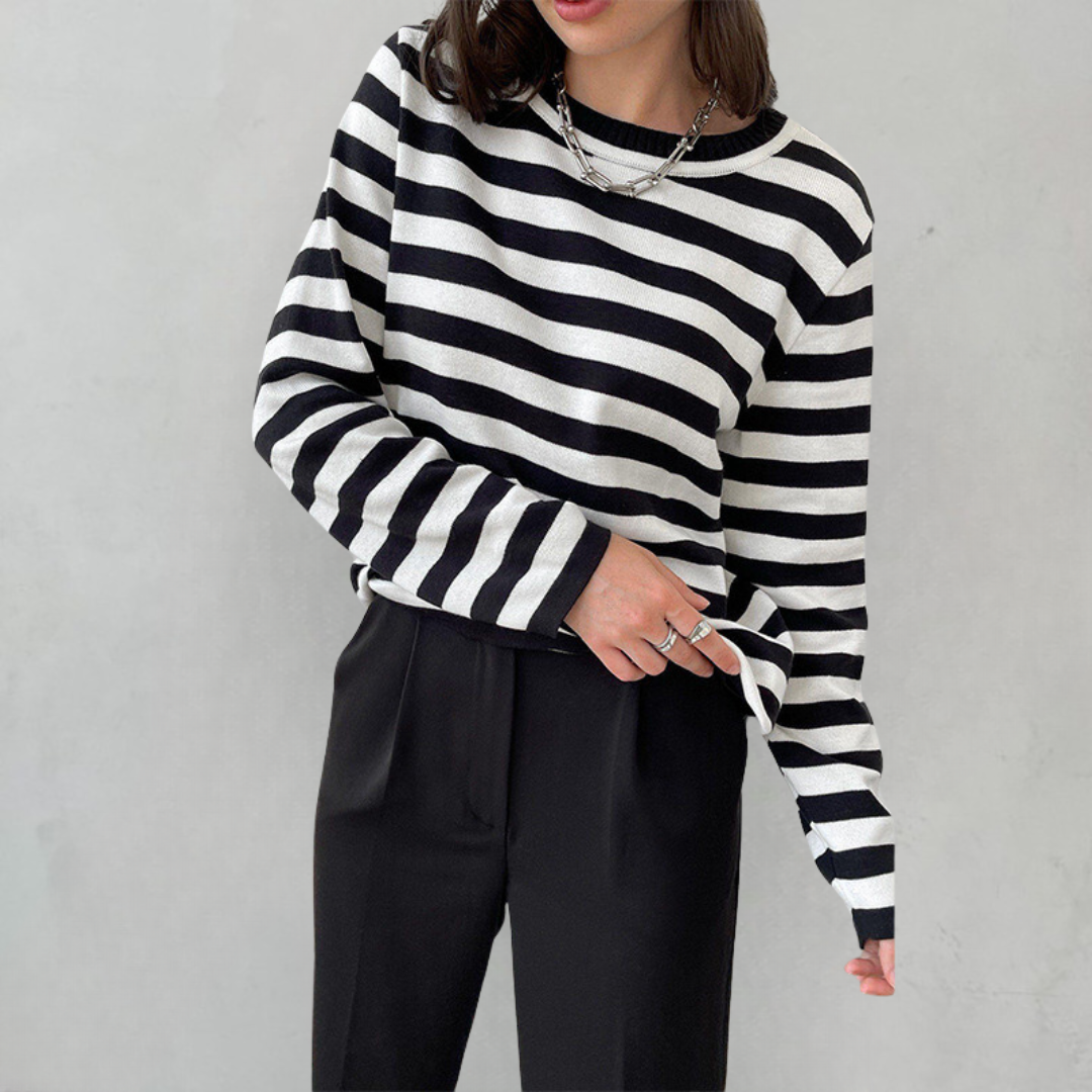 Duttini | Elegant Striped Summer T-Shirt Made to Turn Heads