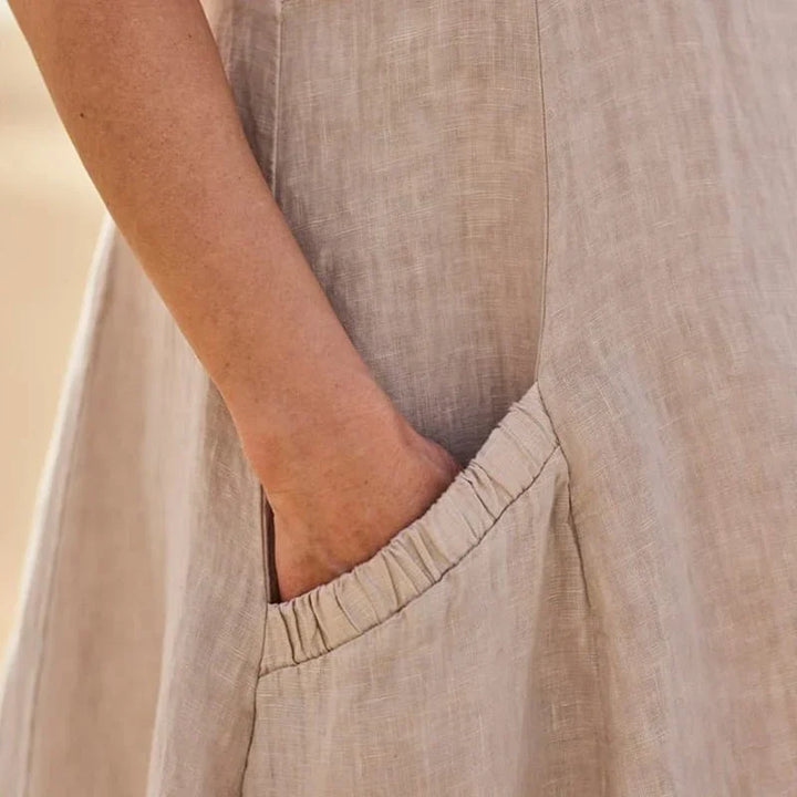 Duttini | Refined Everyday Dress in a Flattering Cut