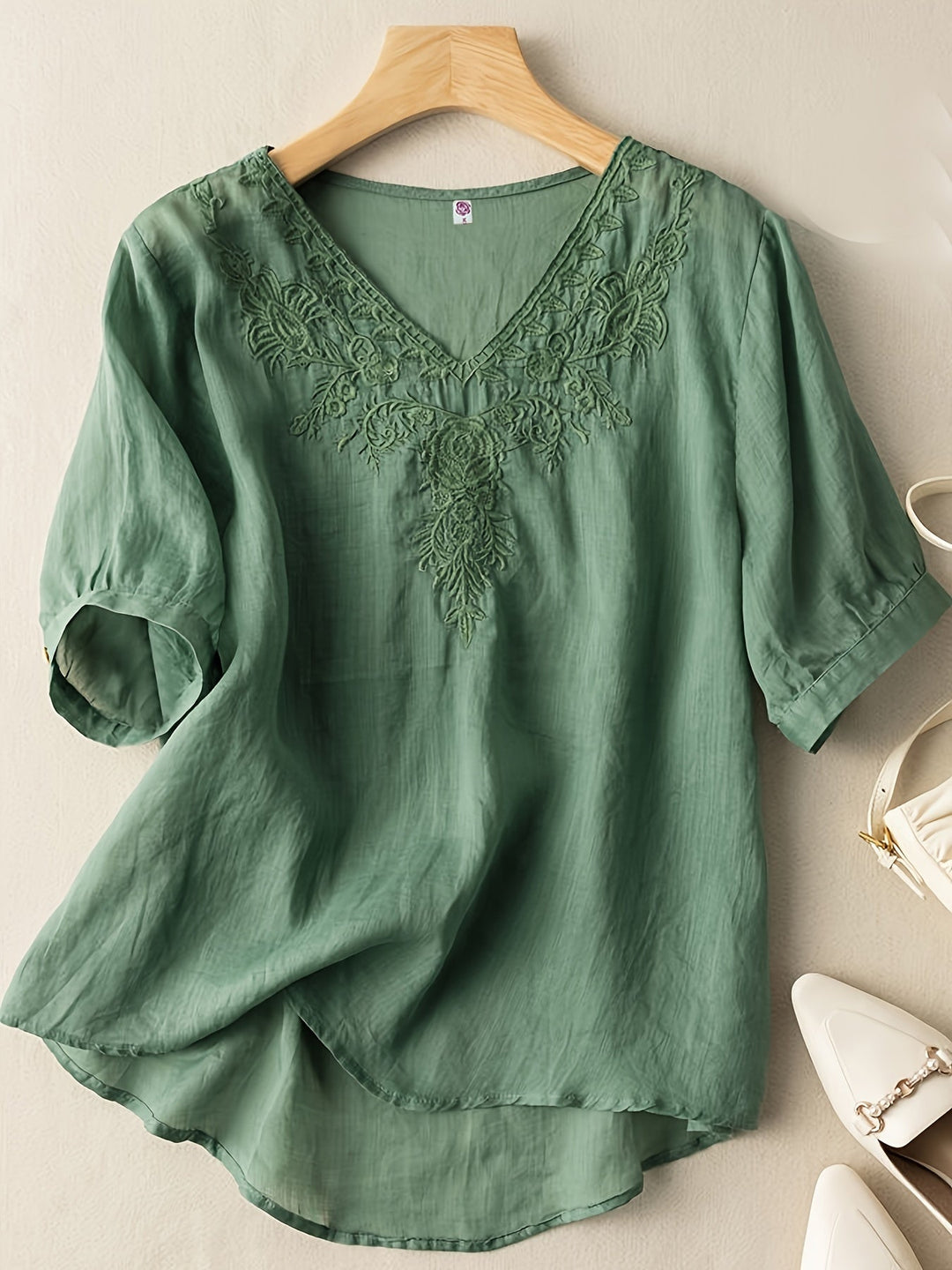 Duttini | Elegant Embroidered V-Neck Relaxed Fit Tunic Blouse