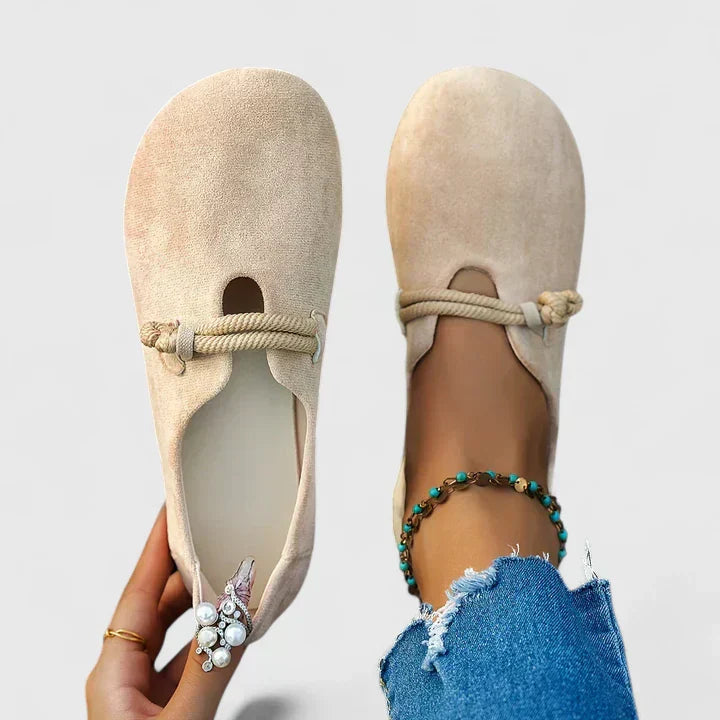 Duttini | Cushioned Round Toe Rope Detail with a Comfort Fit