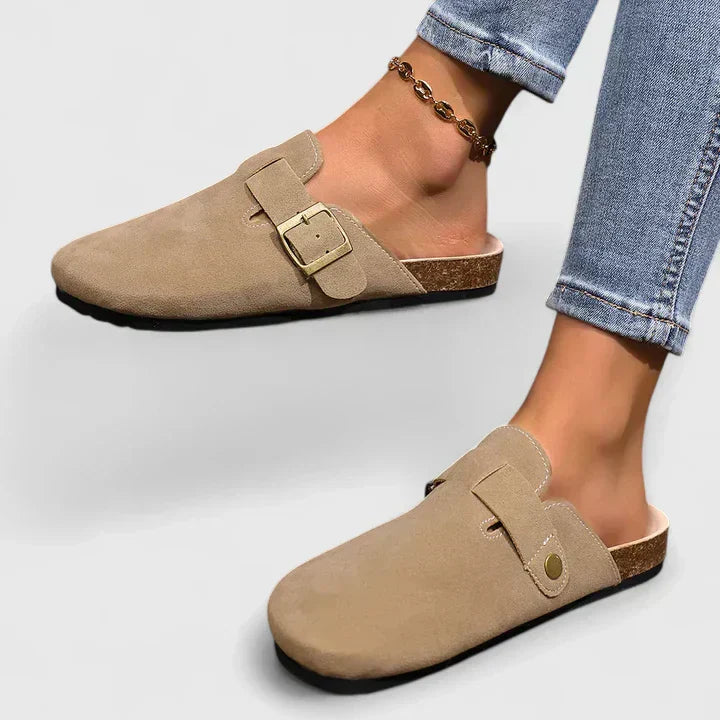 Duttini | Soft-Step Buckle Strap Design for Walking in Comfort