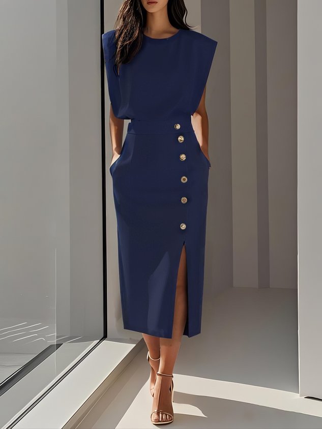 Duttini | Effortless Charm Midi Dress with a Flattering Silhouette